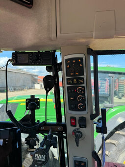 Traktor Massey Ferguson MF 7718 S MR Dyna6 EFFICIENT - 13