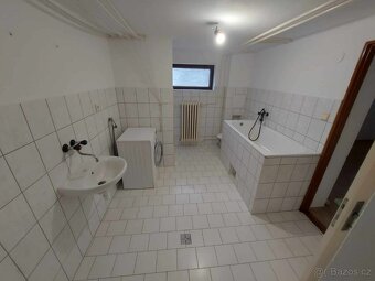 Na prodej rodinný dům 350m2 - 13