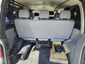 Prodám VW Transporter T5 2.0 103kW r.v.2010 - 13
