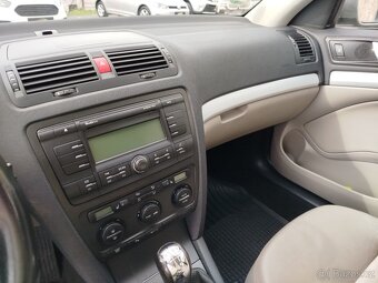 Škoda OCTAVIA 1.6i 85kW, r.v. 7/2007, najeto 155.441km - 13