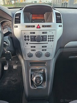 OPEL ZAFIRA 2012 1.6 85kW FAMILY 7 MÍST,VÝHŘEVY,SENZORY,TEMP - 13