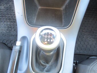 Kia Sorento 2,2 CRDi 145kw Elegance, Tažné 11/2009 - 13