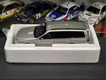 Nissan Stagea Autech Version 260RS 1997 1:18 OttoMobile - 13