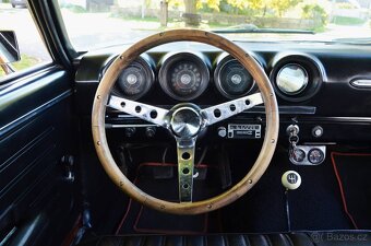 Ford Fairlane 500 z roku 1968 - 13