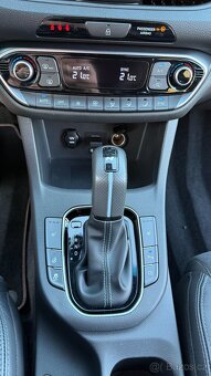 Hyundai i30N Performance sport, CZ, TOP, servisní kniha - 13