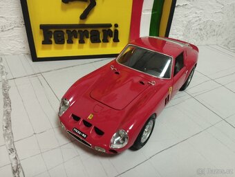 Ferrari 250 GTO 1962 1/18 Bburago - 13
