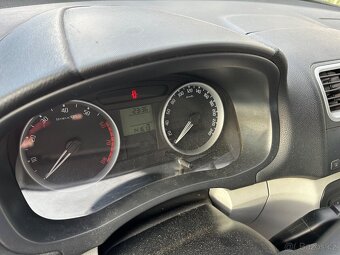 Škoda Fabia II - 13