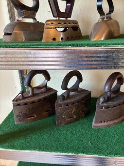 Starožitná žehlička - 13