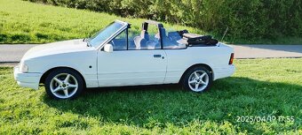 Ford Escort Mk4 Cabrio - 13