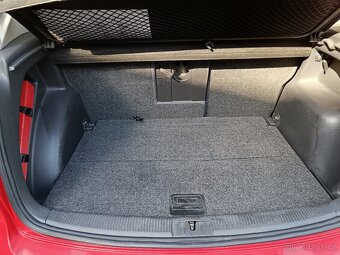 Volkswagen Golf Plus 2.0 TDI - 13