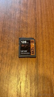 Fotoaparát Panasonic Lumix DC-GH5 + objektiv a příslušenství - 13