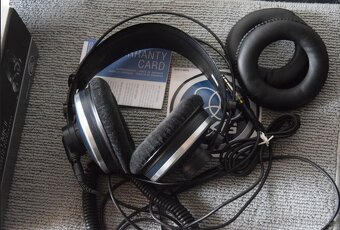 Profesionální sluchátka AKG K271 MKII, kabely, sada náušníků - 13