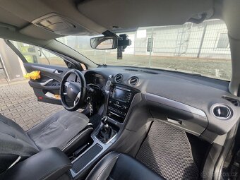 Ford Mondeo MK4 Restyle 2014 - 13