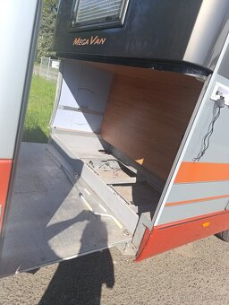 RENAULT MASTER BURSTNER  3.0TDI,100KW,R.V.2006 - 13