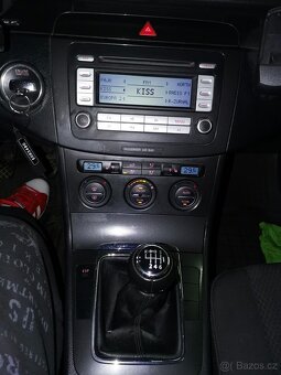 VW PASSAT B6 SPORTLINE 2,0 TDi 103kw - 13