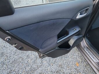 Honda Civic
1.8 104KW - 13