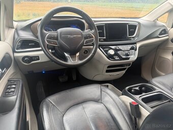 Chrysler Pacifica 3,6 Pentastar 8 míst 2017 DPH - 13