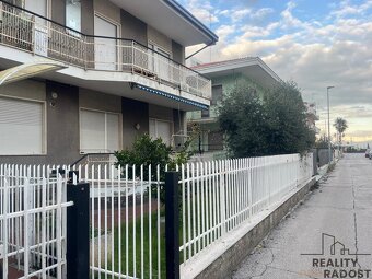Prodej bytu 2+kk 50 m² Montesilvano, Itálie - 13