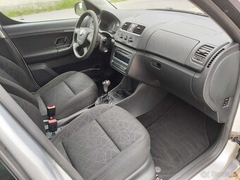 Škoda Roomster 1.2 TSi, 2011, 1.majitel, pěkný stav - 13