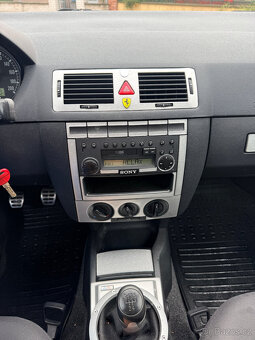 Škoda Fabia 1.2 HTP 40kW 128tis km - 13