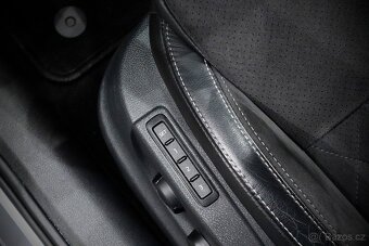 Škoda Octavia 3 Facelift Combi 2.0TSI 180kW DSG RS 245 - 13