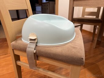 BABYBJORN podsedák na židli – modrý, pro děti 3–10 let - 13