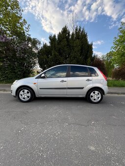 Ford Fiesta 1.4. 59 kW benzín - 13