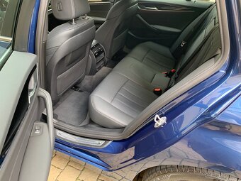 Bmw 520d xDrive Touring 15tkm Sport 2022 DPH TOP - 13