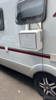 Fiat Ducato Hymer Trump 654 sl - Vrchní a zadní spaní - 13