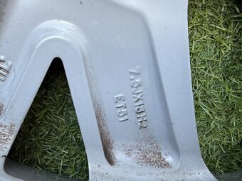 Volkswagen GOLF 8 - originální celoroční sada 225/40 R18 - 13