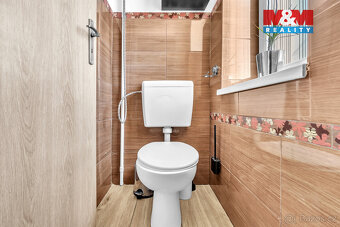 Prodej rodinného domu v Starých Jesenčanech - 13