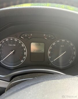 Prodám Škoda octavia 1,6 MPI - 13