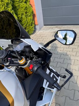 Aprilia RSV4 1100 Factory Ultra Gold - 13