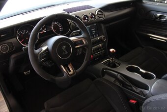 Ford Mustang Shelby GT350 5.2 Ti-VCT V8, 388 kW (526 k.) - 13