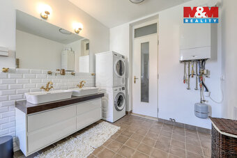 Pronájem bytu 3+1, 140 m², Plzeň, ul. Erbenova - 13