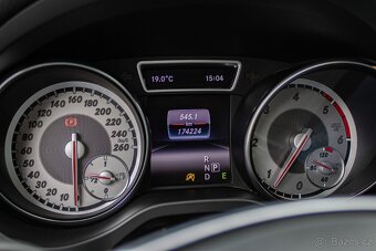 Mercedes-Benz GLA 200 d 4MATIC - 13