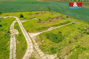 Prodej komerčního pozemku, 45188 m², Jevišovka - 13