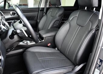 Kia Sorento 2.2CRDi BOSE PANORAMA 7MÍST - 13
