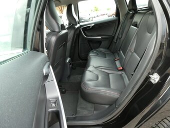 Volvo XC60 2.4 D4 140kW AWD Ocean Race,ČR,DPH - 13