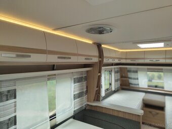Prodám luxusní rodinný karavan Fendt Bianco Activ 550 KMG - 13
