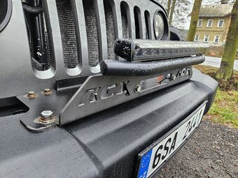 JEEP WRANGLER 3,8 V6 benzín UNLIMITED 4x4 - 13