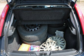 Fiat Grande Punto, 1,2i 48KW, 1.maj., ČR, KLIMA, r.v. 2009 - 13