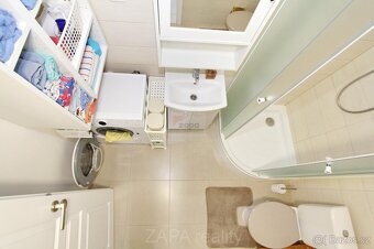 Prodej rodinného domu 4+1 159 m2 s pozemkem 316 m2, Neratovi - 13