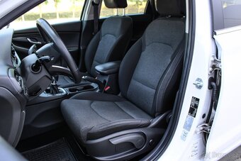 Hyundai i30 1.5 T-GDi mHEV iMT Family - 13