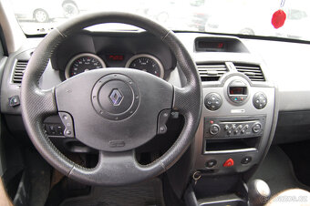 Renault Megane 2.0i 16V LPG - 13