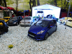 model auta Ford Fiesta ST Mk7 /Ford Puma Otto mobile 1:18 - 13