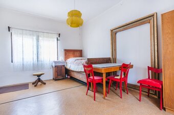 Prodej třípodlažní chalupy, 115 m², s pozemkem 10076 m2, Ker - 13