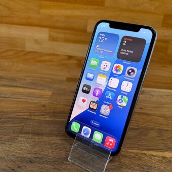 IPhone 11 Pro 64GB, bílý (12 měsíců záruka) - 13