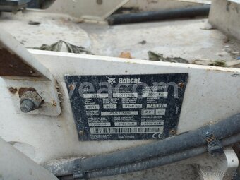 Bobcat T35 teleskopický manipulátor - 13