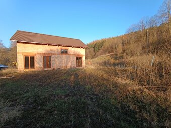 Hrubá stavba RD 5+kk, pozemek 2 184 m2 - 13